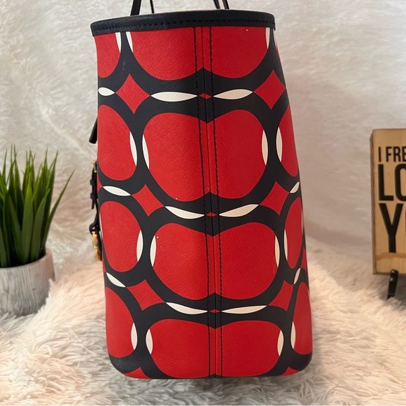 🎉HP🎉Michael Kors Jet Set Travel Deco Leather Shoulder Tote Handbag - Picture 7 of 15